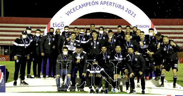 La Nación / Olimpia es subcampeón