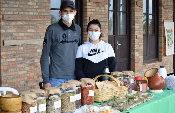 Jóvenes de Encarnación se ingenian para sortear la pandemia del covid - Nacionales - ABC Color