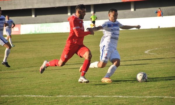 3 de Febrero frena a Independiente CG