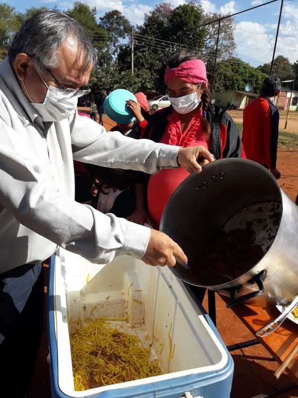 Una olla popular para unas 250 personas ofreció equipo de Hernandarias Honesta - La Clave