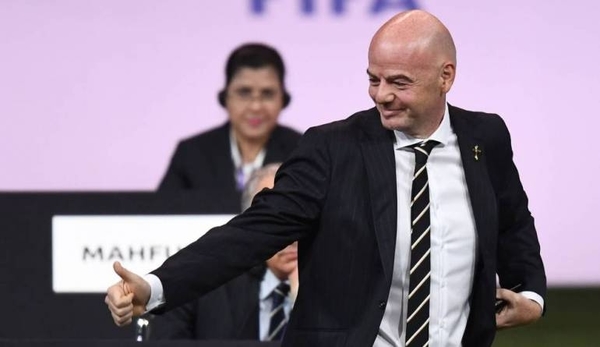 Diario HOY | Presidente de FIFA felicita a Libertad por la obtención del título