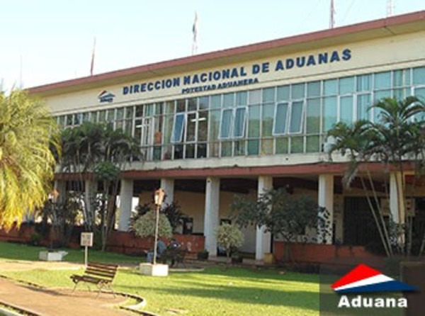 Aduana cierra el mes con superávit de 71,93 % en CDE