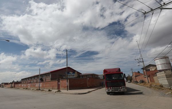 Conflictos, pandemia y contrabando, los enemigos de las industrias bolivianas - MarketData