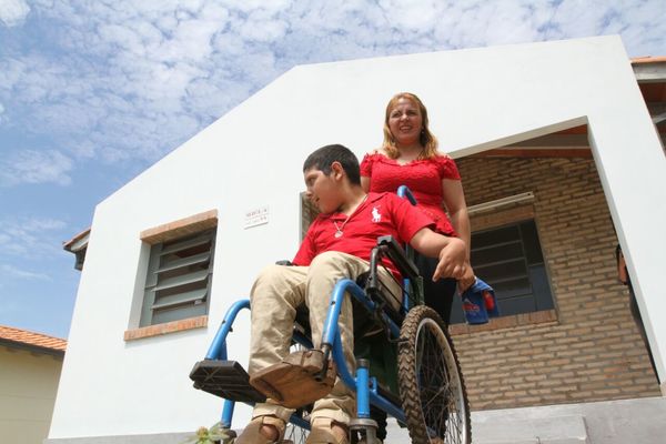 Personas con discapacidad y enfermedades crónicas recibieron subsidios de Fonavis | .::Agencia IP::.