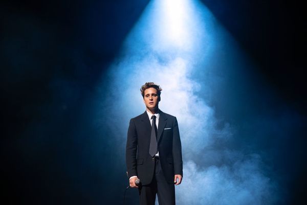 “El Sol seguirá brillando”: confirman tercera temporada de Luis Miguel, la serie