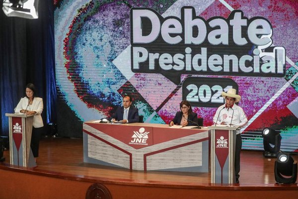 Keiko Fujimori y Pedro Castillo se enfrentaron en el último debate a una semana del ballotage en Perú | .::Agencia IP::.