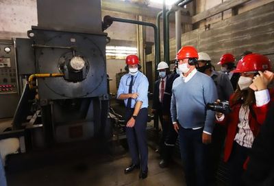 Abdo anuncia que planta de Acepar proveerá oxígeno al final de esta semana - Noticiero Paraguay