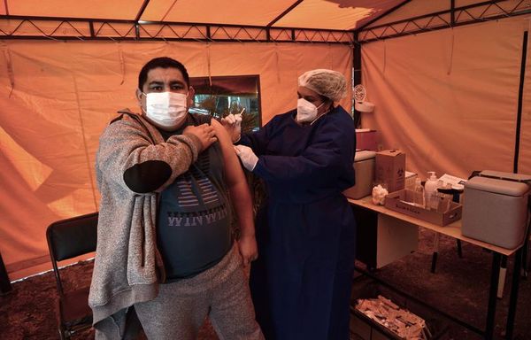 Pandemia se controla con 75 % de población vacunada, dice estudio brasileño - Mundo - ABC Color