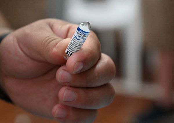 Estudiantes de medicina pasantes podrán vacunarse contra covid-19 - Nacionales - ABC Color