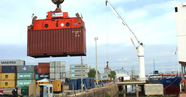 La Nación / Importaciones registradas hasta el mes de abril crecieron 12,8%