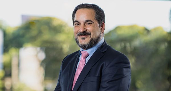 La solución QR permite salir de compras solo con el celular y decidir cómo pagar