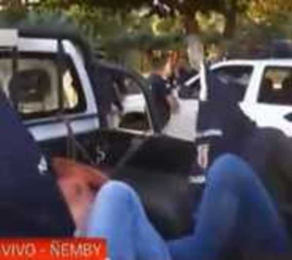 Ñemby: Capturan a presuntos delincuentes tras persecución - Paraguay.com