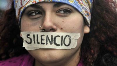 Costa Rica coopera para política contra violencia hacia mujeres