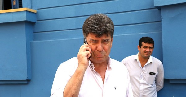 La Nación / Afirman que liderazgo del PLRA está sumido en la total inutilidad