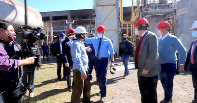 La Nación / El Presidente celebra producción de oxígeno en planta de Acepar
