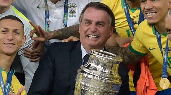 Gobierno de Bolsonaro aún negocia Copa América: