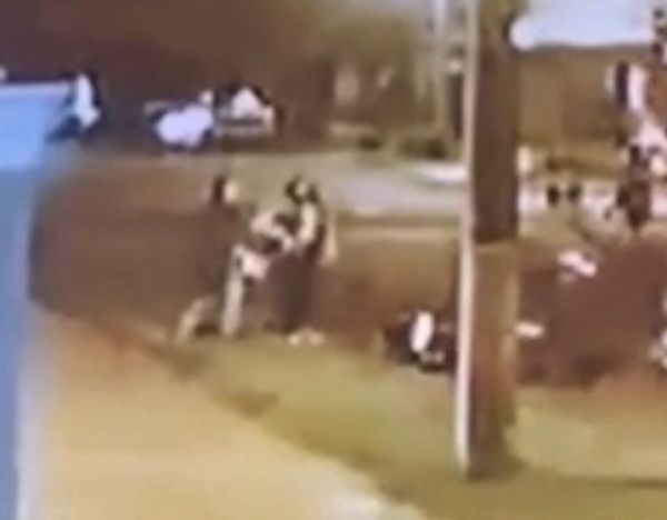 Motochorro despoja a una menor de 17 años de su celular
