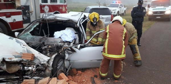 Profesional médico pierde la vida en brutal accidente - Noticiero Paraguay