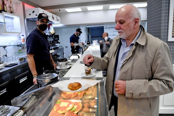 Nueva normalidad en Italia: los bares y volverán a permitir clientes en el interior | Ñanduti