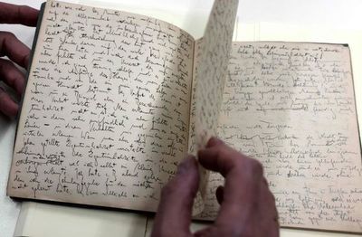 Escritos y dibujos inéditos de Kafka, accesibles online - Cultura - ABC Color