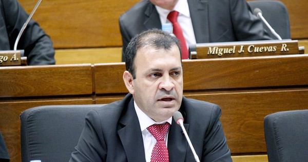 La Nación / Diputado cuestiona gestión a destiempo del Ejecutivo para adquisición de vacunas