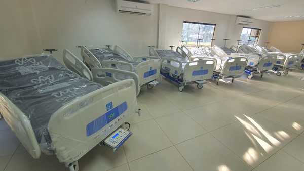 Itaipu realiza otra millonaria entrega de equipos y medicamentos para el Ministerio de Salud | .::Agencia IP::.