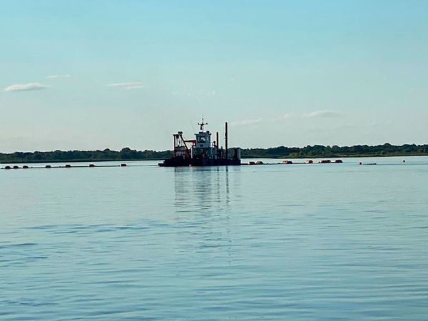 Piden acelerar los trabajos de dragado por pronunciada bajante del río Paraguay - Nacionales - ABC Color
