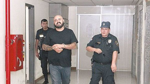 Anulan la condena del vocalista de Pipa para Tabaco