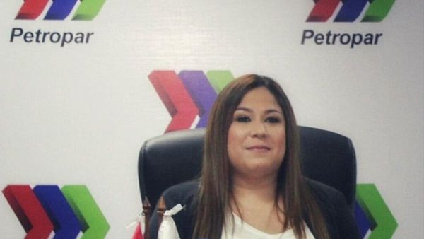 Fiscalía acusa a Patricia Samudio por compra irregular de agua tónica