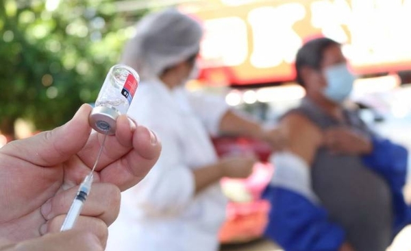 Diario HOY | Habilitan vacunación contra la influenza en el Centro de Jubilados Bancarios