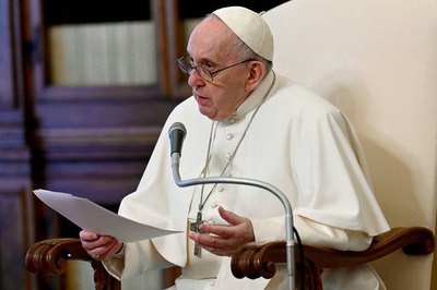 Crónica / Vaticano por fin endurece sus leyes contra la pedofilia