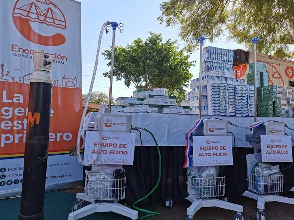 MUNICIPIO ENCARNACENO DONÓ EQUIPO DE ALTO FLUJO Y MEDICAMENTOS AL HPME