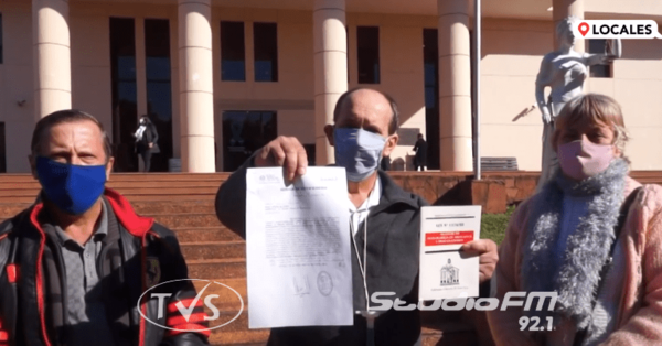 FAMILIA DENUNCIA A ABOGADOS POR SUP. INTENCIÓN DE APROPIACIÓN