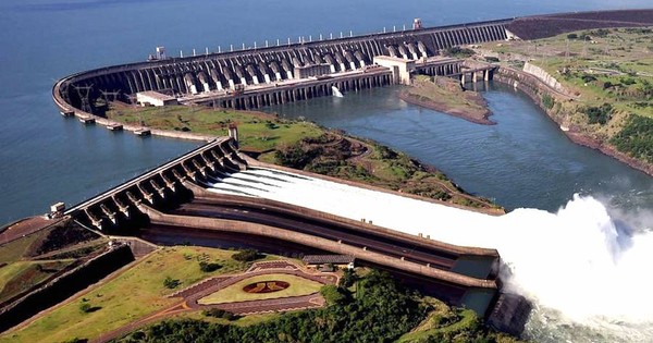 La Nación / Aprueban con modificaciones propuesta para que la Contraloría audite Itaipú y Yacyretá