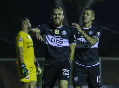 “Isidro Pitta hasta hoy no se va a ningún lugar”, dice directivo de Olimpia