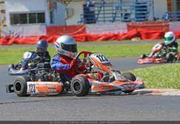 Sábado, la tercera fecha del Karting - Automovilismo - ABC Color