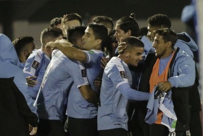 Uruguay suma otra baja en su plantel para enfrentar a Paraguay