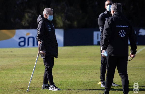 Uruguay llega 'mentalizado' al encuentro contra Paraguay, dice Tabárez