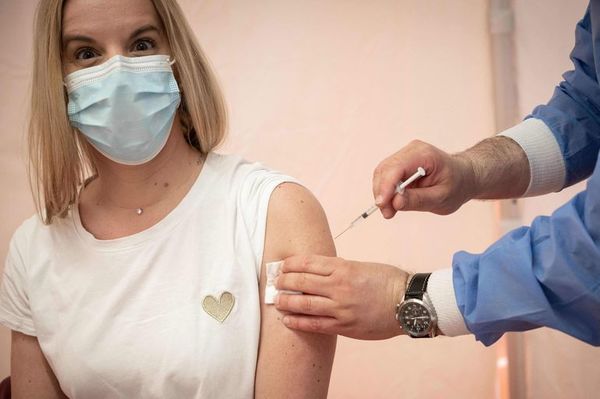Uruguay aprueba la vacunación con Pfizer para menores entre los 12 y 18 años - Mundo - ABC Color