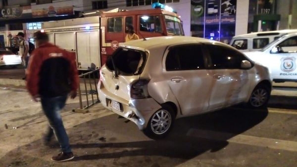 Choque múltiple: joven se prendió fuego y aceleró a fondo