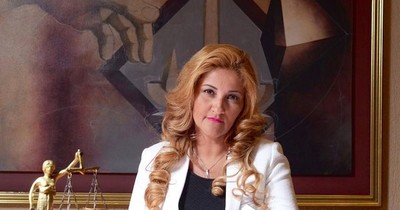 La Nación / JEM enjuició y suspendió en sus funciones a la fiscal Fátima Capurro