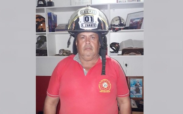 Crónica / Bomberos piden vacuna: “Nos negamos a trasladar”