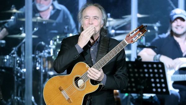 Serrat celebra con reedición los  50 años de Mediterráneo