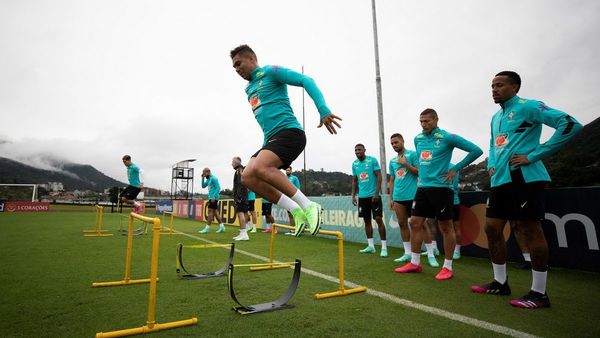 Tite, atento al juego aéreo