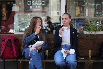 Un test de covid  y una cerveza, la normalidad diaria en Berlín  - Mundo - ABC Color