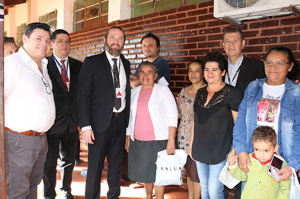 Tesãi destaca empoderamiento de vecinos en combate al dengue.