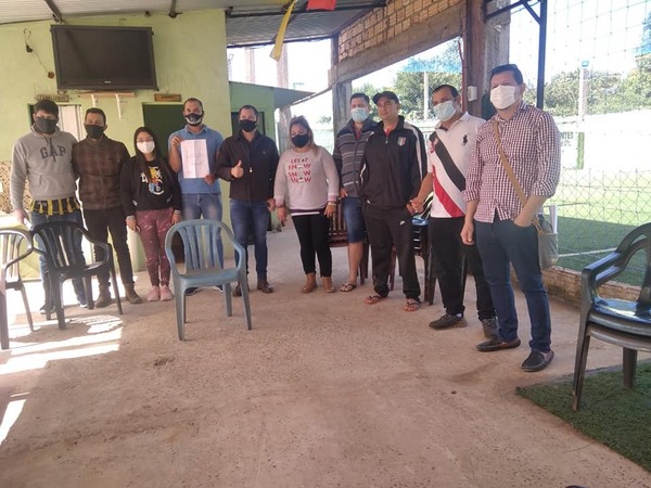 Elías Bernal logra gestionar declaración de interés nacional asfalto en el km 9 Acaray - La Clave
