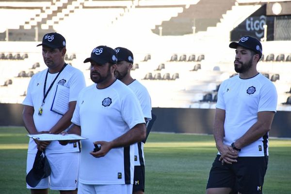 “Si vamos por la posición en la tabla, Cerro tiene la presión” - Olimpia - ABC Color