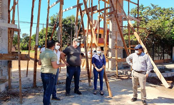 Ampliación de Hospital de Hernandarias debió estar TERMINADO, pero está ABANDONADO