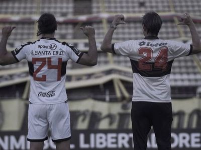 “Fue lindo ganar títulos juntos”, la despedida de Roque - Olimpia - ABC Color